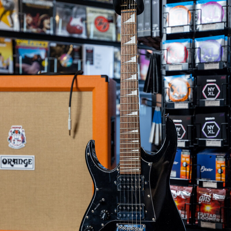 Ibanez Ibanez Mikro Gio RG21 Electric Guitar [Short-Scale, Left Handed] (Black)