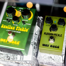 Way Huge Way Huge Swollen Pickle Jumbo Fuzz MkIIS Pedal