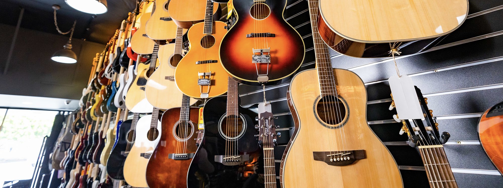 Short-Scale Acoustic Guitars