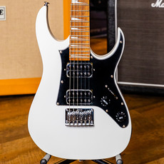 Ibanez Ibanez Mikro Gio RG21 Electric Guitar [Short-Scale] (White)