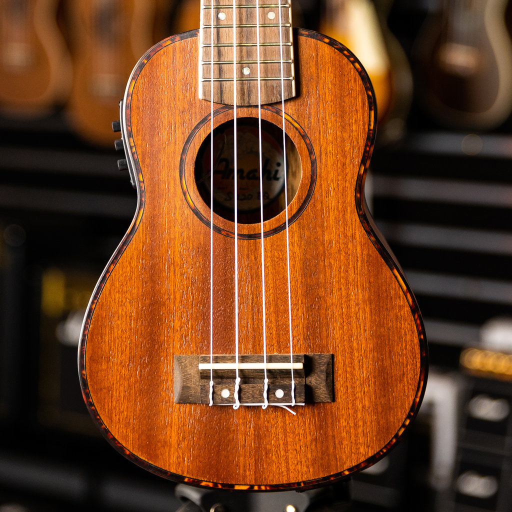 Amahi Amahi Mahogany Soprano Ukulele with EQ