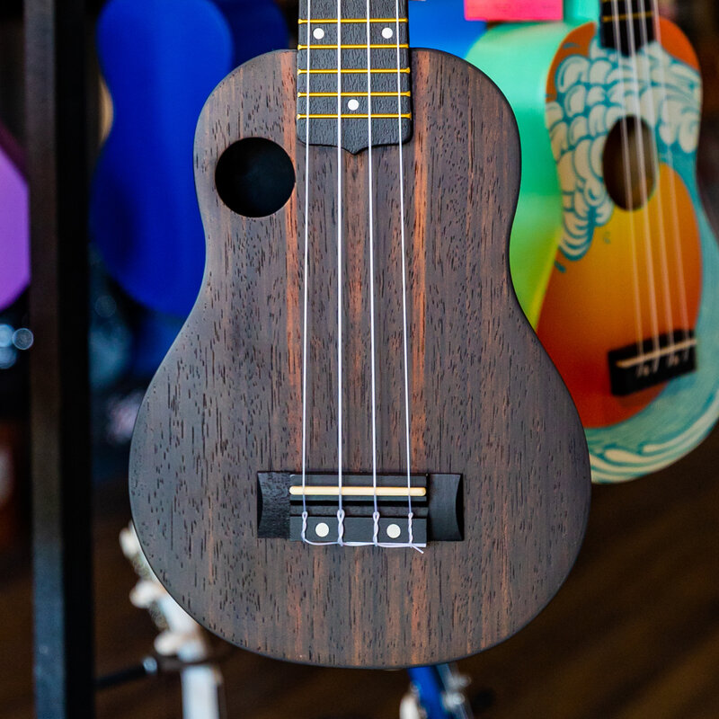 Amahi Amahi Soprano Ukulele with Ebony Top & ABS Plastic Back/Sides