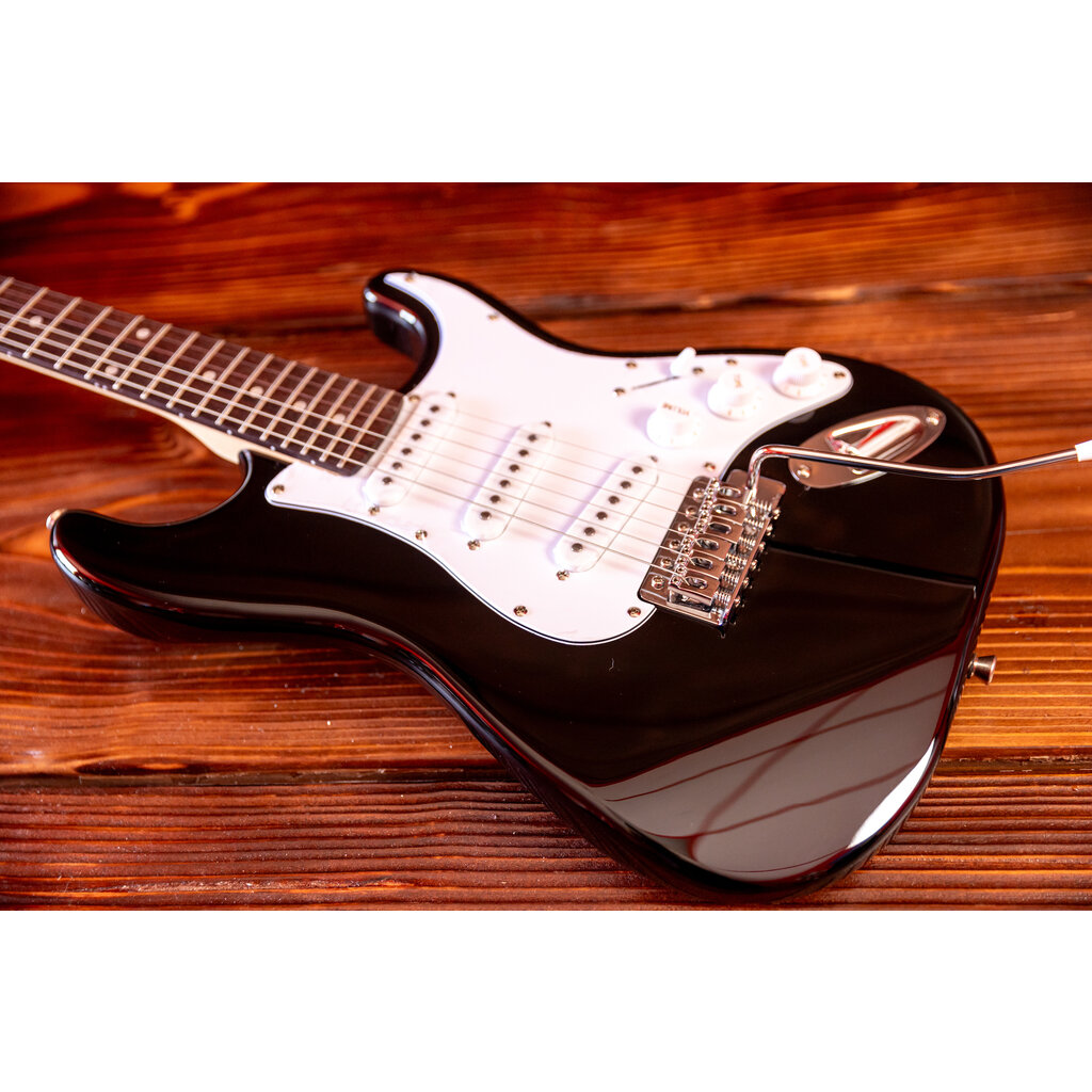 Aria Aria Pro STG Series Electric Guitar, Black (3/4 Scale)