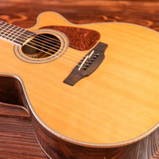 Takamine Takamine GN90CE-ZC Acoustic/Electric Guitar, Natural