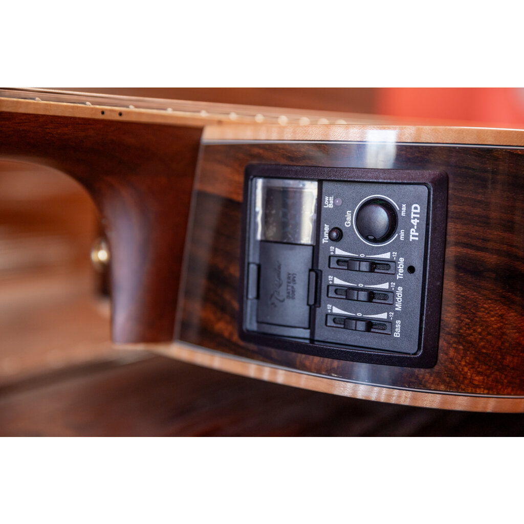 Takamine Takamine GD90CE-ZC Acoustic/Electric Guitar, Natural