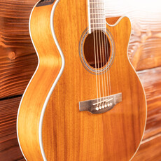 Takamine Takamine GN77KCE Acoustic/Electric Guitar, Natural