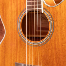 Takamine Takamine GN77KCE Acoustic/Electric Guitar, Natural