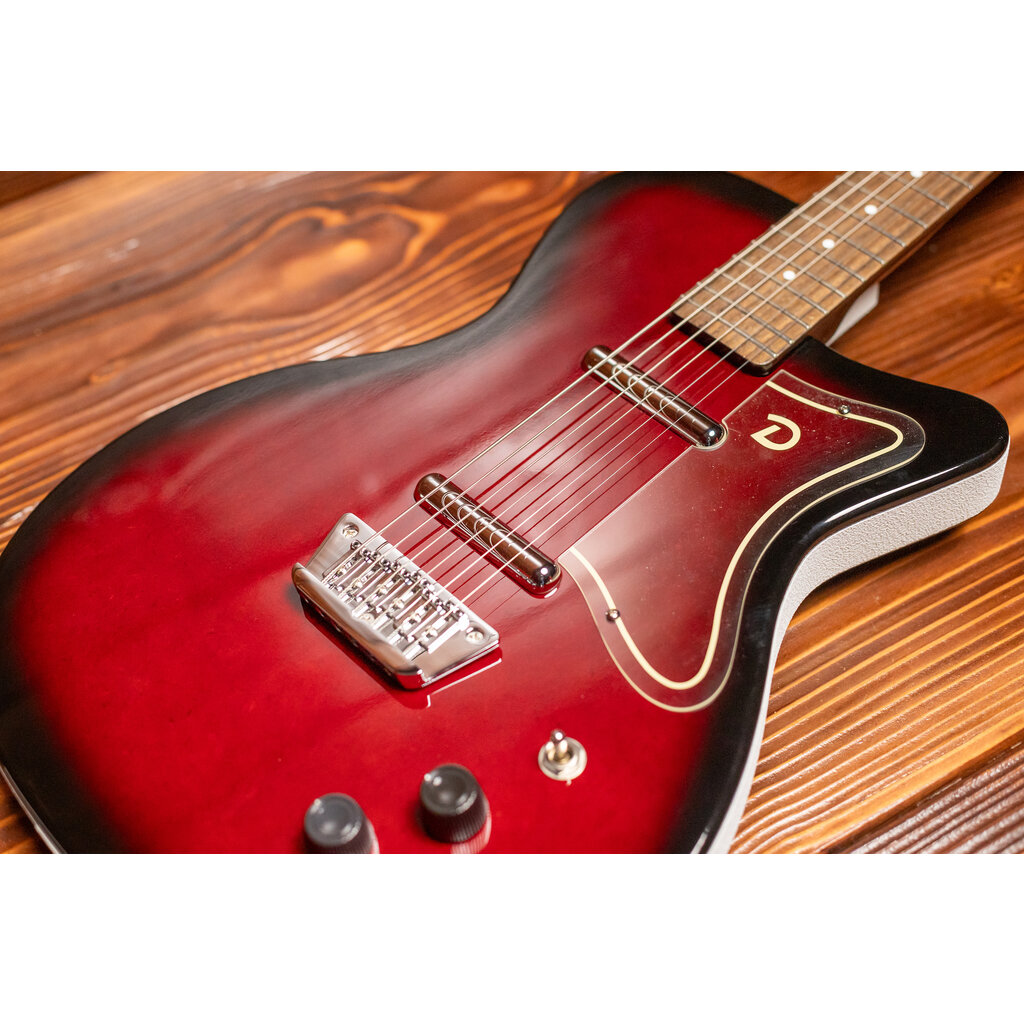 Danelectro Danelectro '56 Baritone Electric Guitar, Red Burst