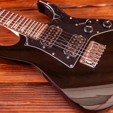 Ibanez Ibanez Mikro Gio RG21 Electric Guitar, Black Ibanez Ibanez Mikro Gio RG21 Electric Guitar, Black