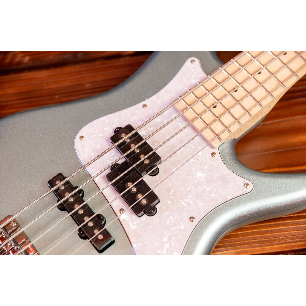 Ibanez Ibanez SRMD205 Mezzo 32" 5-String Electric Bass, Sea Foam Pearl Green