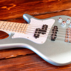 Ibanez Ibanez SRMD205 Mezzo 32" 5-String Electric Bass, Sea Foam Pearl Green Ibanez Ibanez SRMD205 Mezzo 32" 5-String Electric Bass, Sea Foam Pearl Green