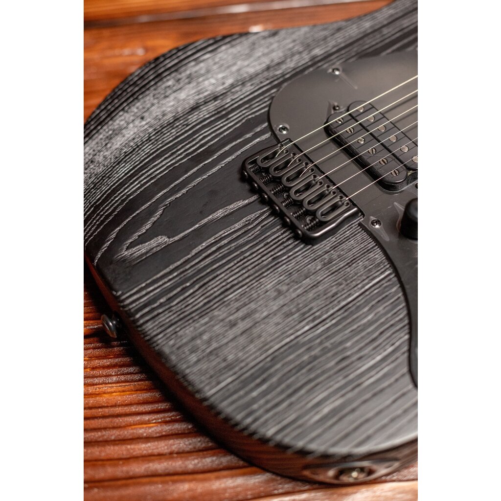 ESP/LTD LTD SN-1 HT Electric Guitar, Black Blast