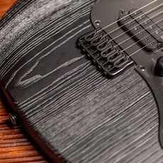 ESP/LTD LTD SN-1 HT Electric Guitar, Black Blast