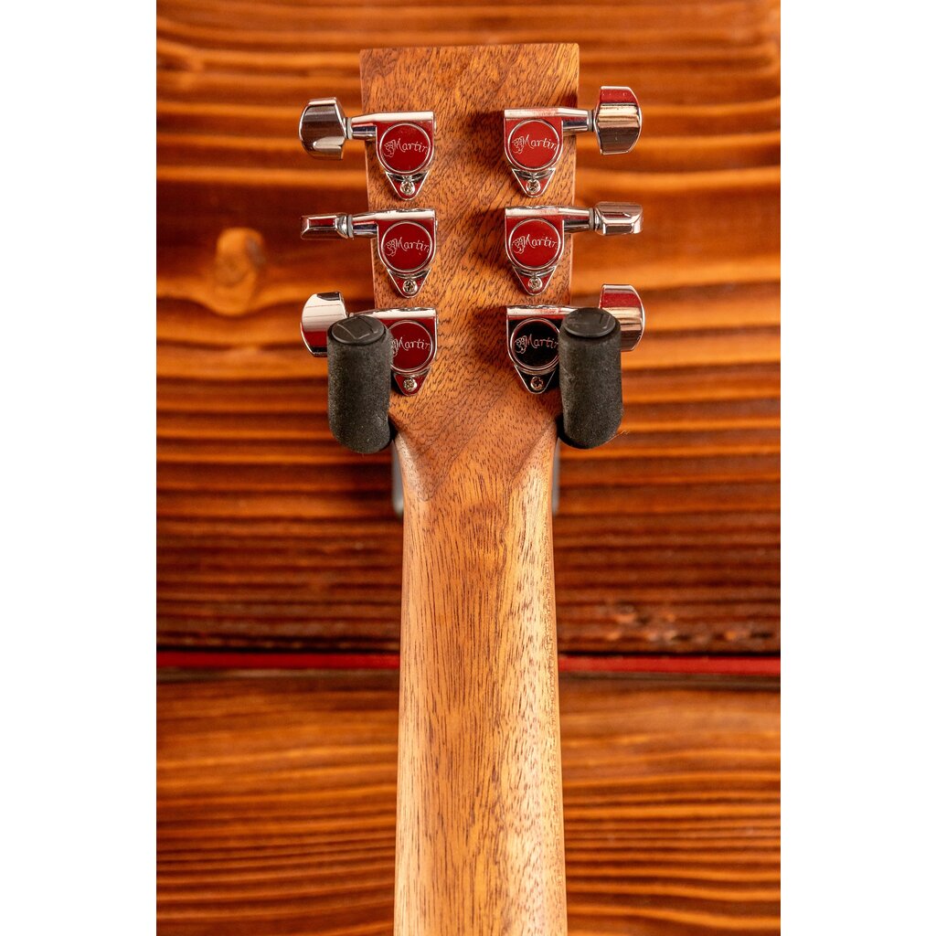 Martin Martin Backpacker Acoustic Travel Guitar (Includes Case & Strap)