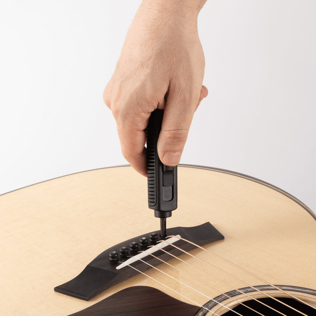 D'Addario D'Addario Tour Grade String Peg Winder with Bridge Pin Puller