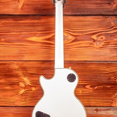 Epiphone Epiphone Les Paul Custom Electric Guitar, Alpine White (In-Store Pickup Only)