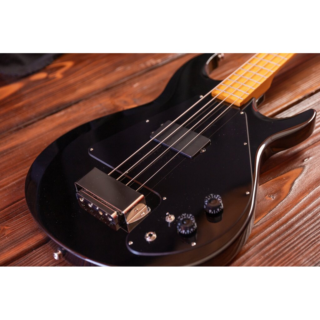 Epiphone Epiphone Grabber Electric Bass, Ebony (Included Premium Gig Bag) (In-Store Pickup Only)