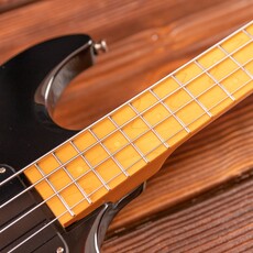 Epiphone Epiphone Grabber Electric Bass, Ebony (Included Premium Gig Bag) (In-Store Pickup Only)