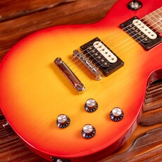 Epiphone Epiphone Les Paul Studio E1 Electric Guitar, Heritage Cherry Sunburst (In-Store Pickup Only)