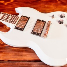 Epiphone Epiphone Power Players SG (Incl. Gig bag, Cable, Picks) - Ice Blue (In-Store Pickup Only)