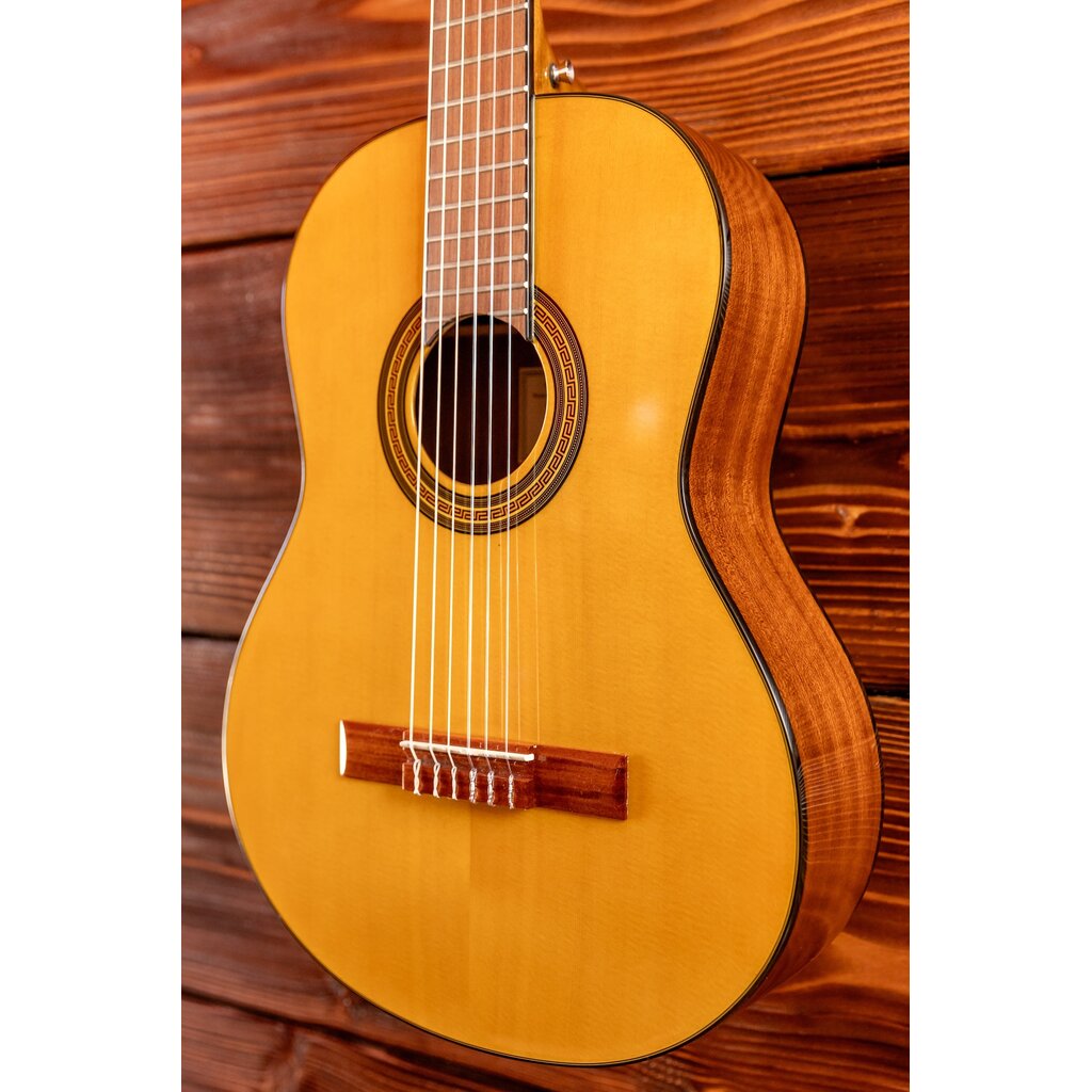 Epiphone Epiphone Classical E1 Guitar, Antique Natural (Nylon; 2" nut) (In-Store Pickup Only)
