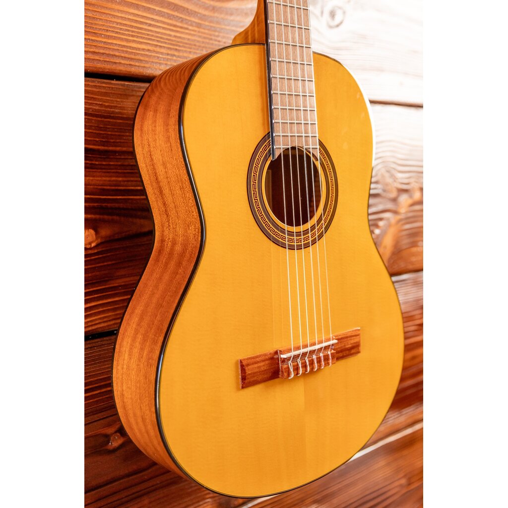 Epiphone Epiphone Classical E1 Guitar, Antique Natural (Nylon; 2" nut) (In-Store Pickup Only)