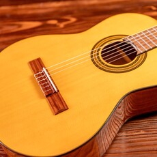 Epiphone Epiphone Classical E1 Guitar, Antique Natural (Nylon; 2" nut) (In-Store Pickup Only)