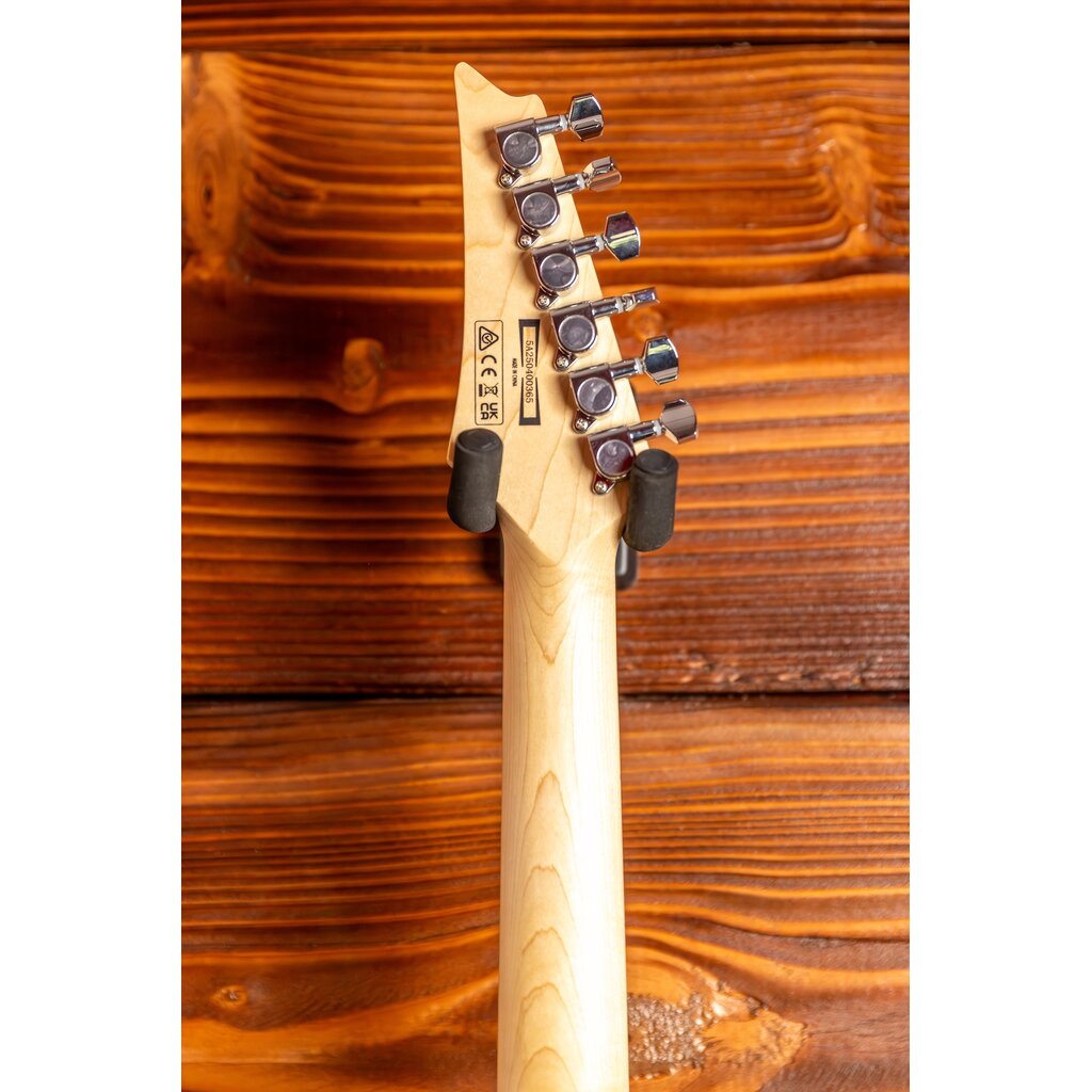 Ibanez Ibanez Mikro Gio RG21 Short-Scale Electric Guitar, Candy Apple Red