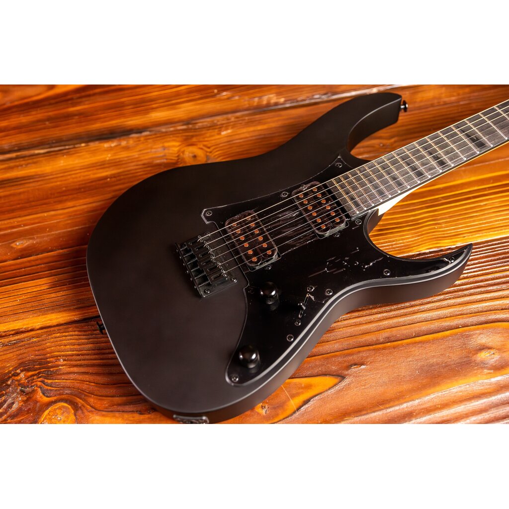 Ibanez Ibanez Gio GRGR131EX Electric Guitar, Black Flat