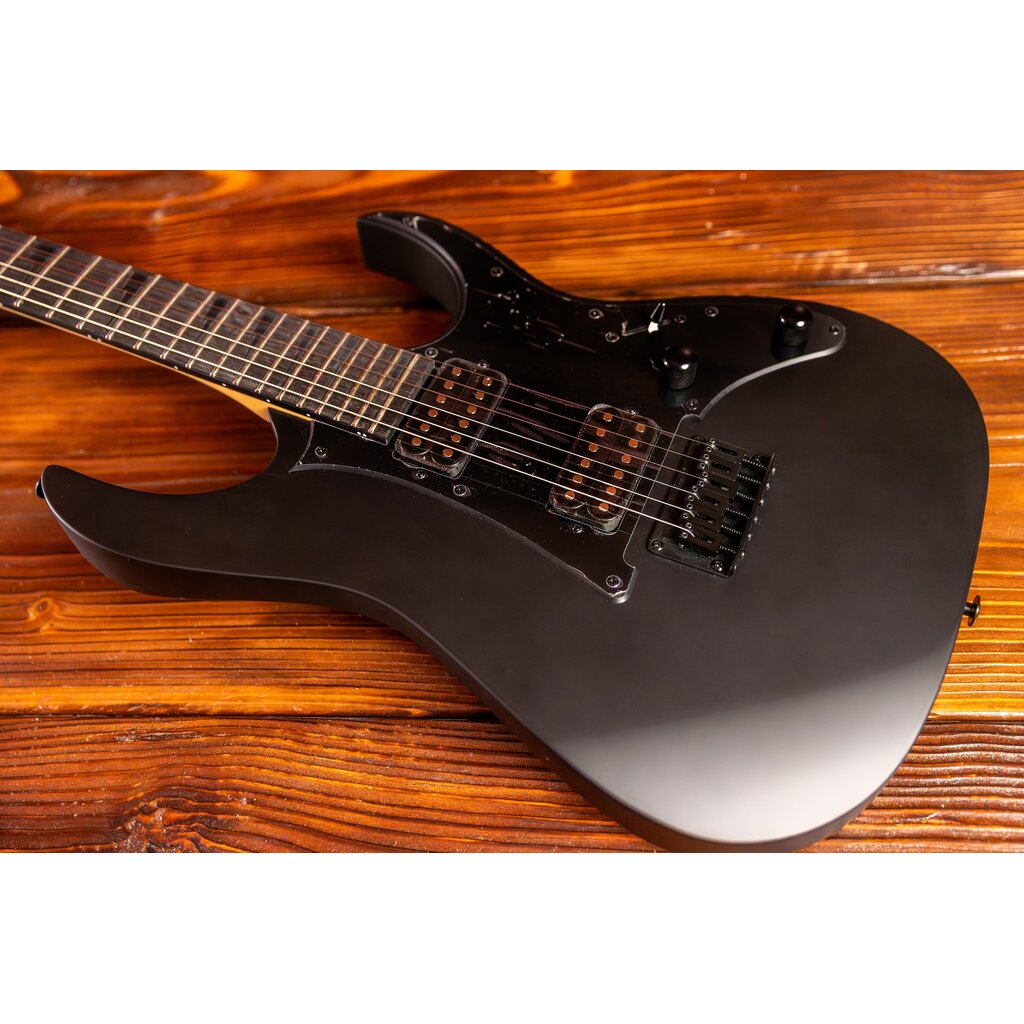 Ibanez Ibanez Gio GRGR131EX Electric Guitar, Black Flat