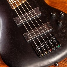 Ibanez Ibanez Standard SR305E 5-String Electric Bass Guitar, Weathered Black