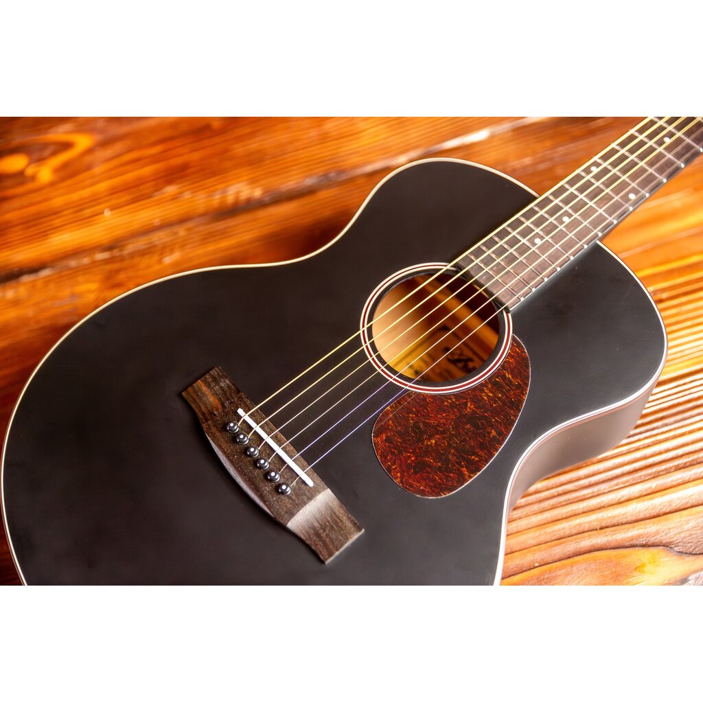 Aria Aria 151 Lil’ Aria Short-Scale Acoustic Guitar, Black