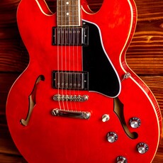 Epiphone Epiphone ES-335 Semi-Hollow Electric Guitar, Cherry (In-Store Pickup Only)
