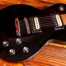 Epiphone Epiphone Les Paul Studio E1 Electric Guitar, Ebony (In-Store Pickup Only)