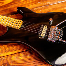 Kramer Kramer "The 84" Electric Guitar, Ebony (w/ EVH® D-Tuna)