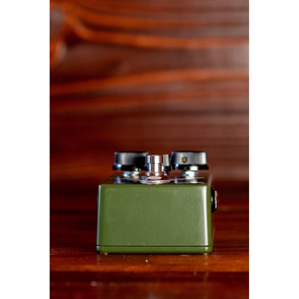 Wren and Cuff Wren and Cuff Tall Font Russian Pedal