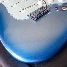 Fender Used Fender American Elite Stratocaster - Sky Burst Metallic (2018)