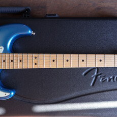 Fender Used Fender American Elite Stratocaster - Sky Burst Metallic (2018)