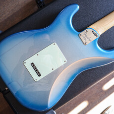 Fender Used Fender American Elite Stratocaster - Sky Burst Metallic (2018)