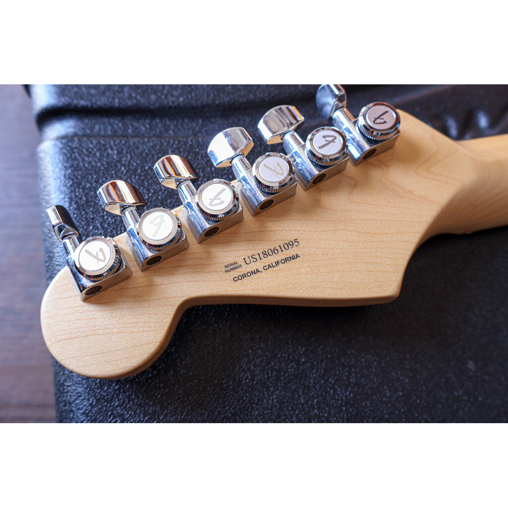 Fender Used Fender American Elite Stratocaster - Sky Burst Metallic (2018)