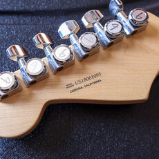 Fender Used Fender American Elite Stratocaster - Sky Burst Metallic (2018)