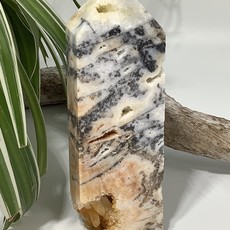 Crazy Lace Agate Tower 144 mm Height