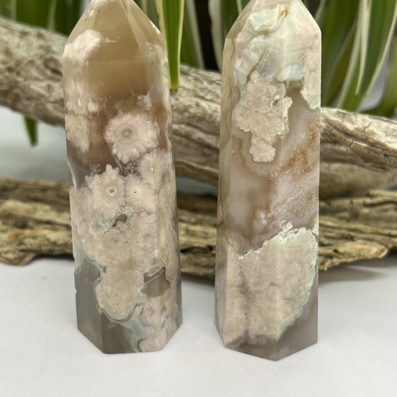 Flower Agate Tower 92 mm Height