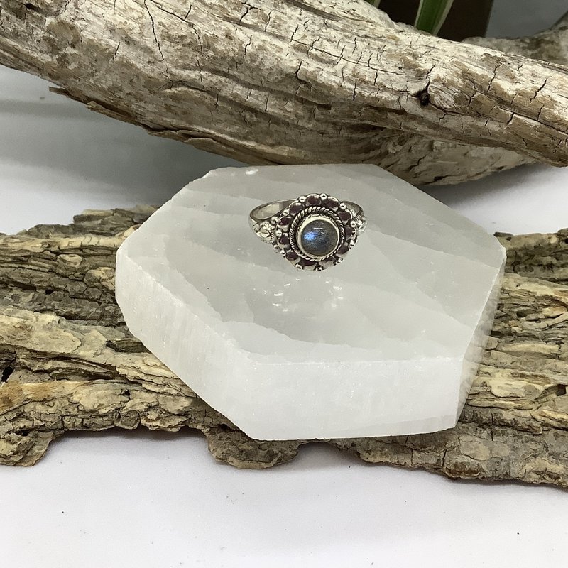 Labradorite Sterling Silver Ring Size 6.5