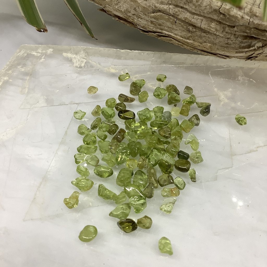 Peridot Chips Tumbled