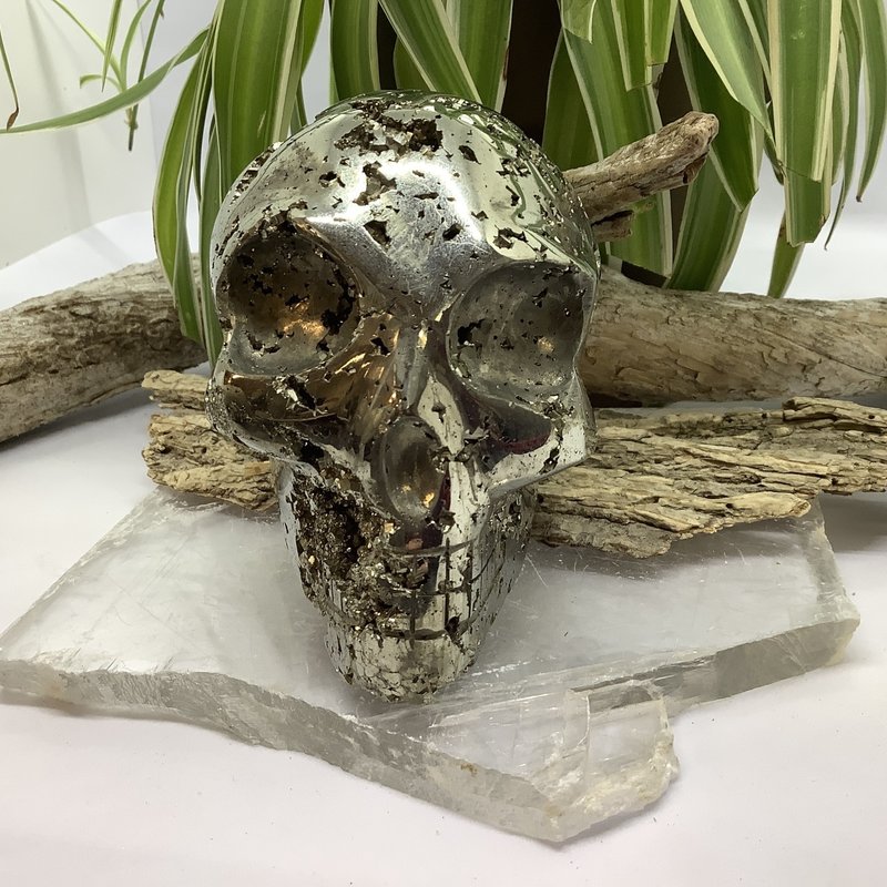 Pyrite Alien Skull