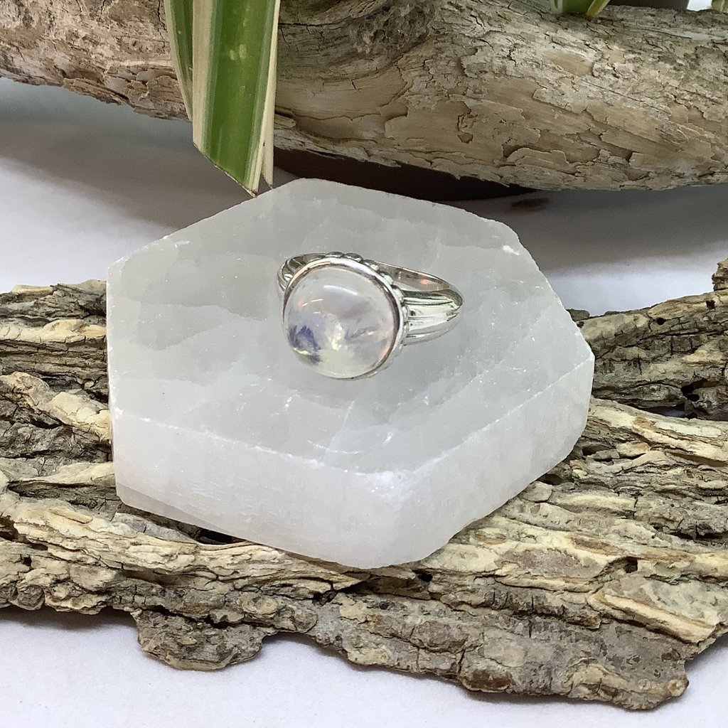 Moonstone Sterling Silver Ring Size 8