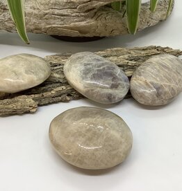 Moonstone Palm Stone