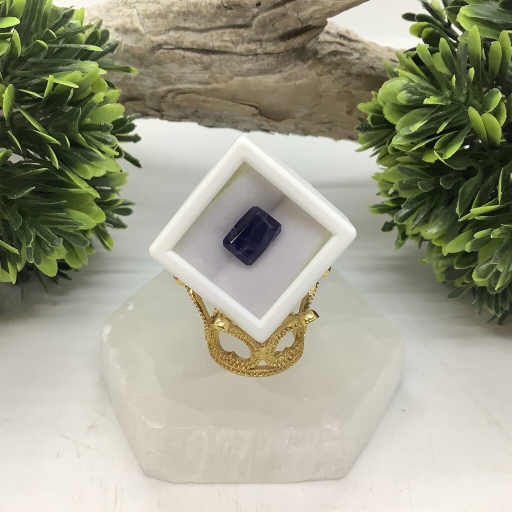 Iolite Cabochon from India