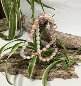 Pearl Bracelet with Chain and Clasp